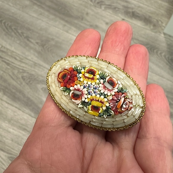 Vintage Italian Micro Mosaic Floral Oval Brooch - Picture 7 of 7